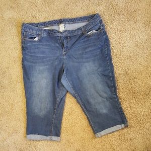 Faded Glory Capri Pants